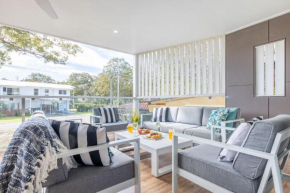 The Jacaranda, 3 Achilles St Pet Friendly, Air Con, Wi-Fi, Boat Parking